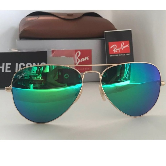 Ray Ban Green Aviators - Picture 2 of 4